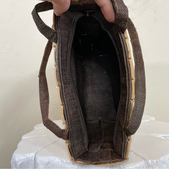 Rare Aveda Coconut Shells Small Handbag 8" x 7" x 3" - Picture 11 of 14